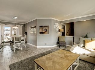 N92W17320 Forest Dr, Menomonee Falls, WI 53051