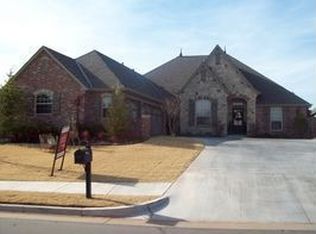 1408 Bay Bridge Ct, Edmond, OK 73034