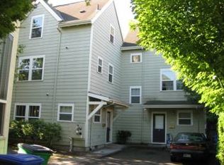 430-432 NE Fargo St, Portland, OR 97212