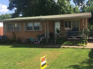 403 Sunnyvale Ln, Hopkinsville, KY 42240