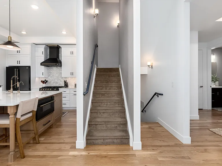 1733 Grove St #4 — Photo 17