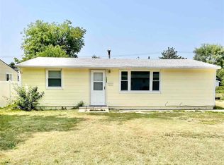 1204 W 10th St, Mccook, NE 69001