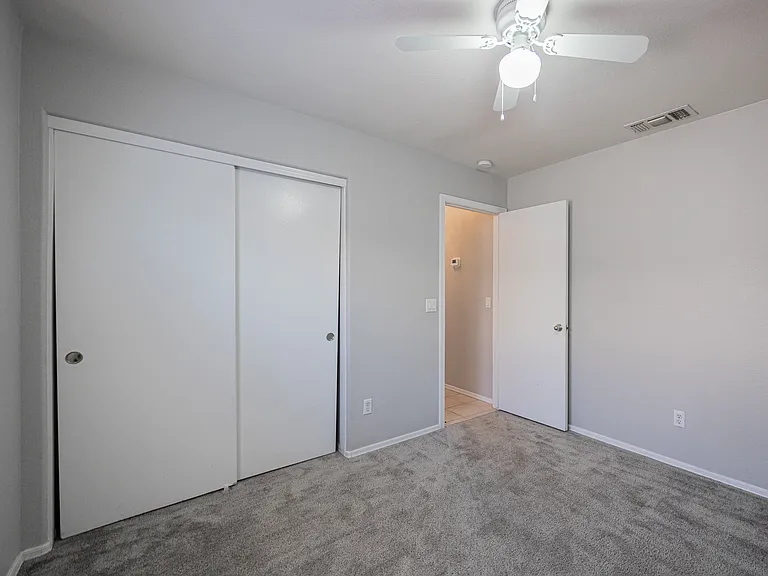 13344 W Desert Ln — Photo 21