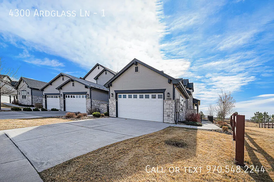 3 bed, 2.5 bath, 2118 sqft, $3,400 — Photo 2