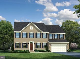 28 Ridge Dr, Mechanicsburg, PA 17055