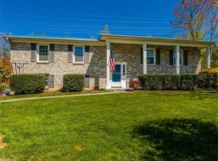 230 Shannon Rd, Hendersonville, NC 28791