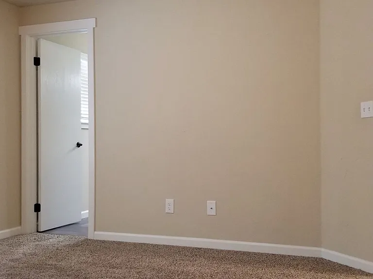 4315 Cedar Ct SE — Photo 32