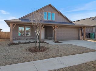 3220 Piney River Dr, Yukon, OK 73099
