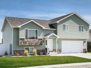 1923 Country Stone St, Billings, MT 59106