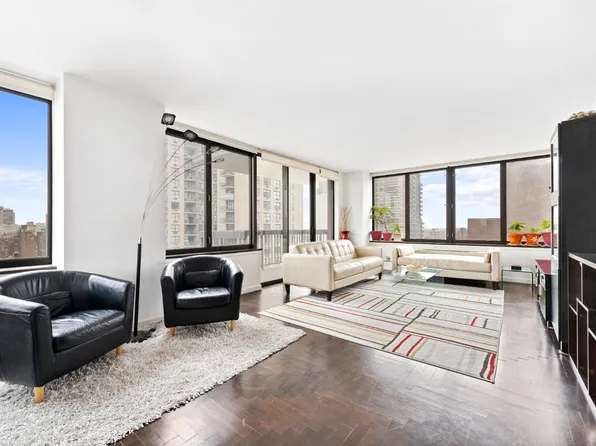 422 East 72nd Street image 1 of 11