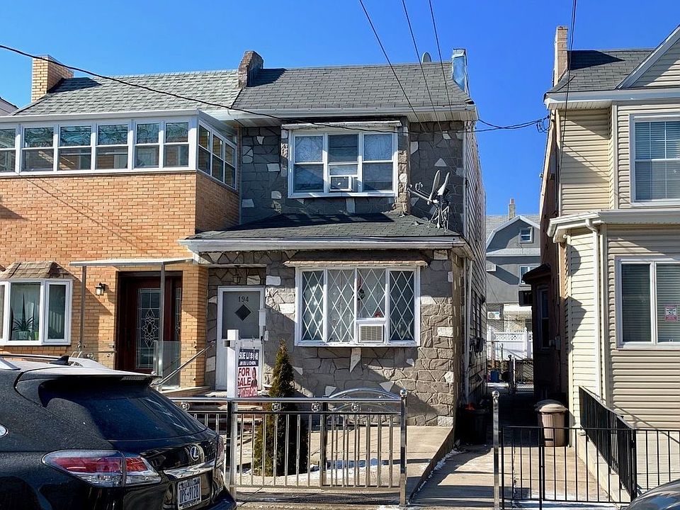 1st image of 194 Bay 34 St