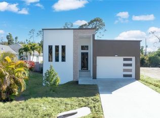 3238 Andrews Ave, Naples, FL 34112