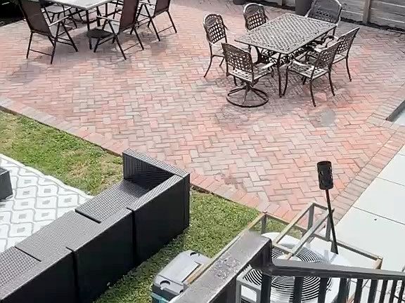 5th image of 5200 New Hampshire Ave NW