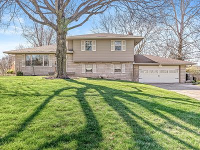 2045 Redfern Dr, Indianapolis, IN, 46227