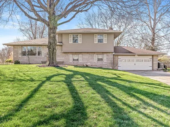 2045 Redfern Dr, Indianapolis, IN 46227