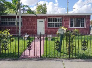 690 W 23rd St, Hialeah, FL 33010
