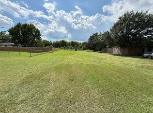 4004 7th St, Greenville, TX 75401