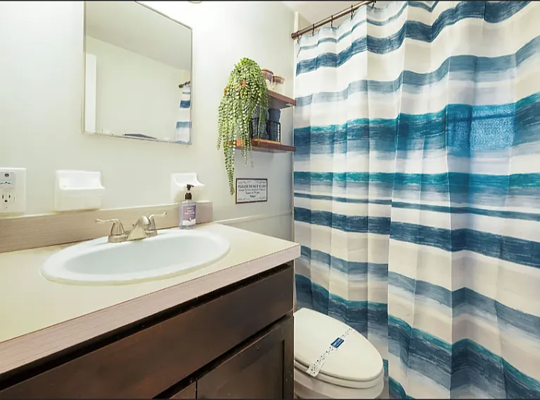 208 12th Ave N #1 — Photo 13