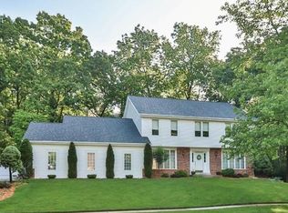 406 Thunderhead Canyon Dr, Ballwin, MO 63011