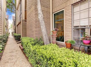 4922 Feagan St, Houston, TX 77007