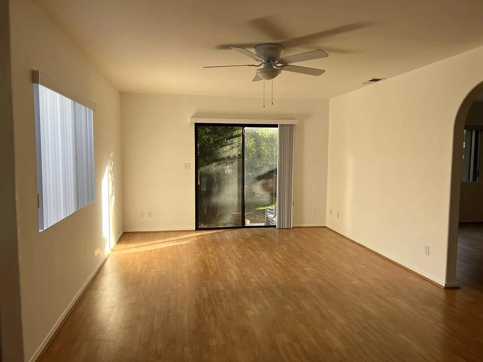 16638 Haynes St — Photo 3