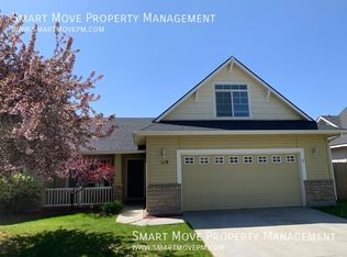 119 E Washakie St, Meridian, ID 83646