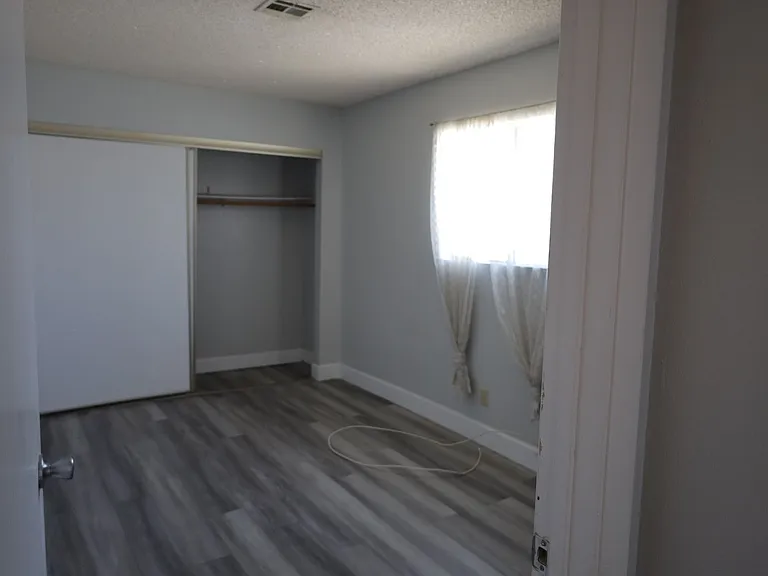 1309 E Cartier Ave #1-2 — Photo 14