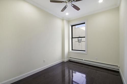 3rd image of 2352 A C Powell Blvd APT 3
