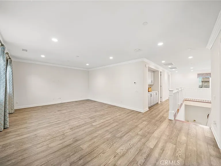 1151 Summit Oak Dr — Photo 32