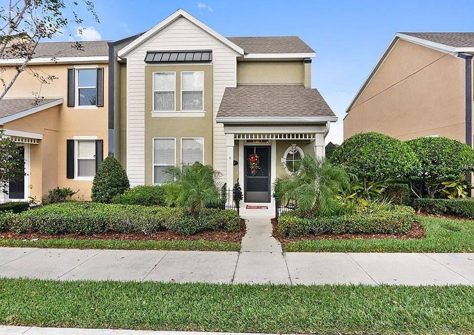 1st image of 906 Carlyle Ln