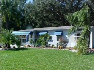 40001 Magnolia St, Lady Lake, FL 32159