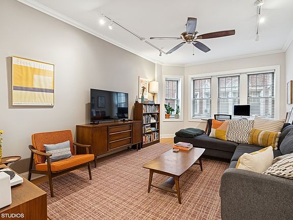 4th image of 6133 N Hoyne Ave #1