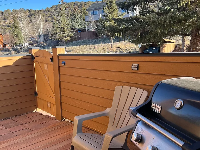 460 Moonridge Dr — Photo 14