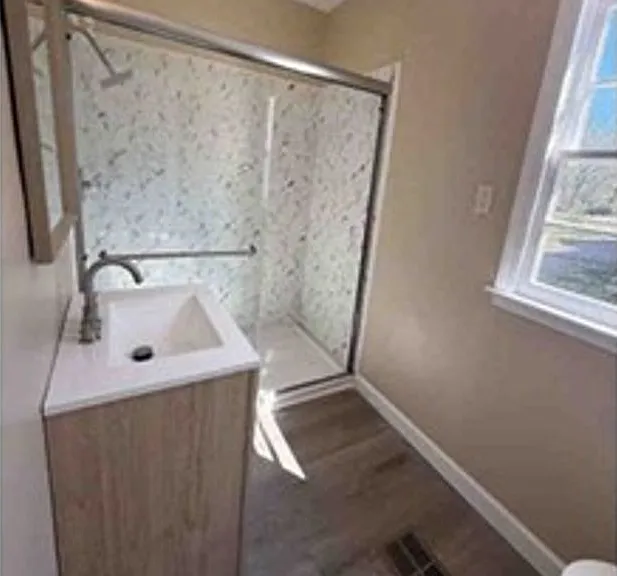 341 E Northside Dr — Photo 12