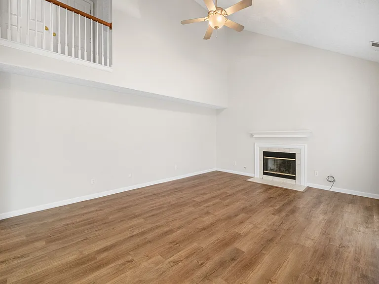 10945 Symington Cir — Photo 11
