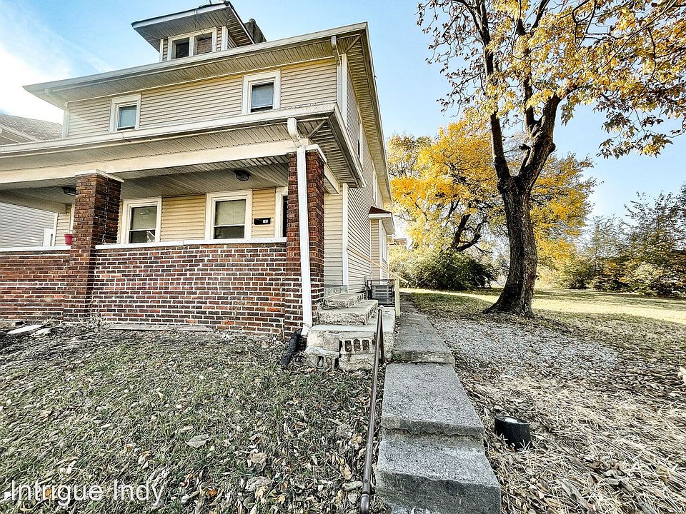 1st image of 327-329 W 28th St
