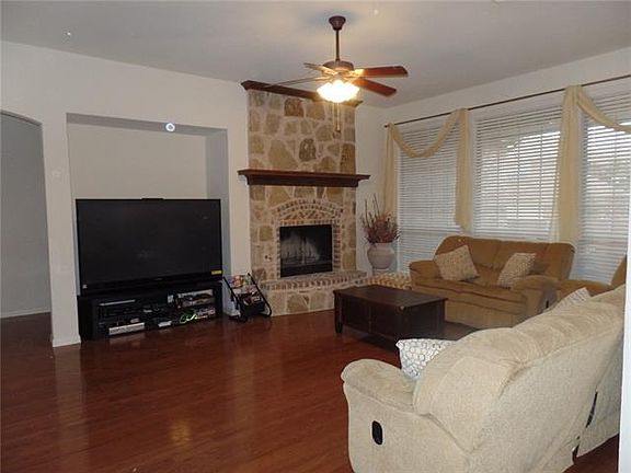5th image of 7534 Harvest Bend Ln