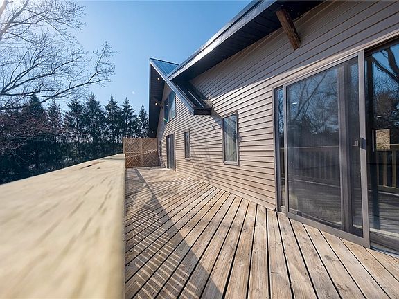 3rd image of 607 Kicker Ln