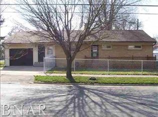 713 Bunn St, Bloomington, IL