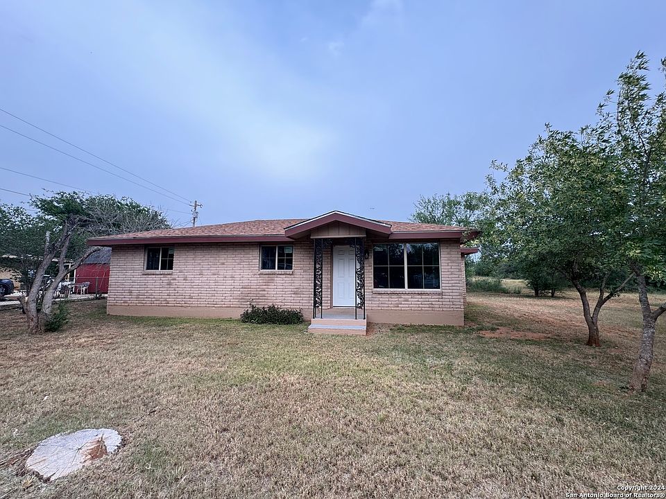 1st image of 305 MOFFETT