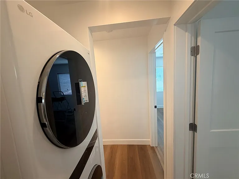 988 Valencia St #6 — Photo 22