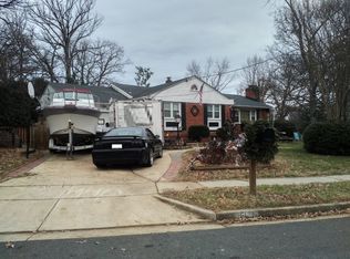 5924 Westridge Ct, Alexandria, VA 22310