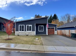 2109 Hawks View Ln, Winlock, WA 98596
