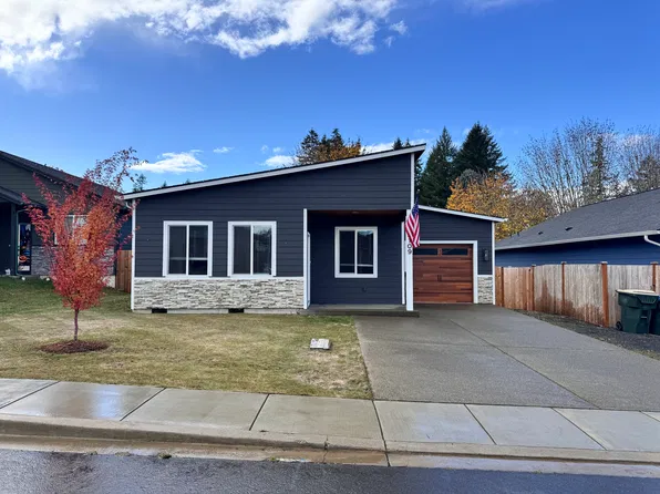 2109 Hawks View Ln, Winlock, WA 98596