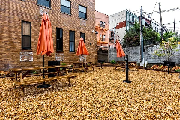 Rented by Simply Brooklyn Realty Inc | media 162