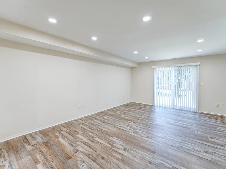 6660 Sanzo Rd — Photo 21
