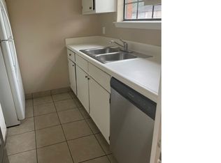 7250 Hilburn Rd APT 3C, Pensacola, FL 32504