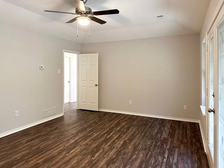 55001 Windmill Ln — Photo 13