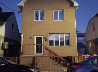 106 Ebony Ct, Brooklyn, NY 11229