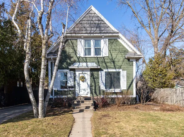 813 Evans St, Oshkosh, WI 54901